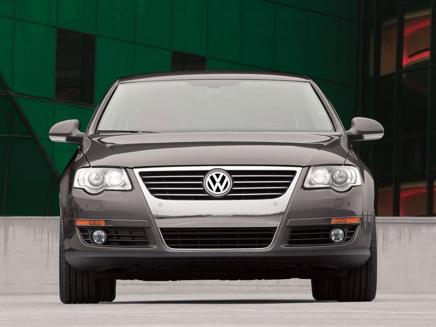  Volkswagen Passat 3.6 2006 года  (US) (фото 24 из 32)